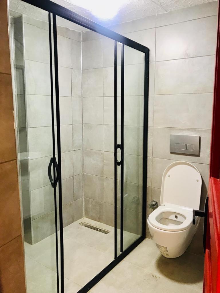 Taksim White Suit Истанбул Екстериор снимка