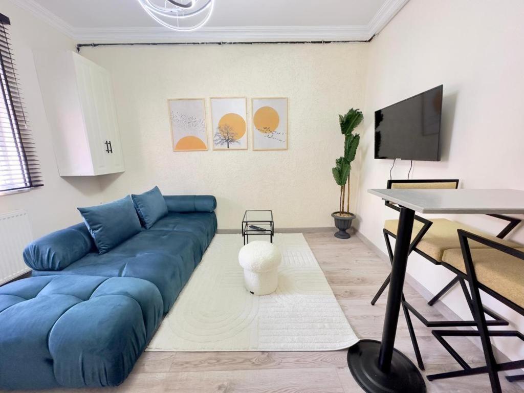 Taksim White Suit Истанбул Екстериор снимка